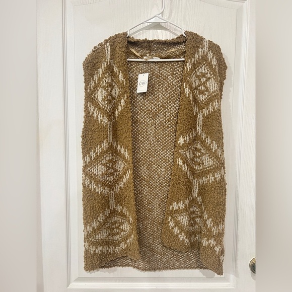 FINAL PRICE NWT Cato Knit Vest - Picture 1 of 4